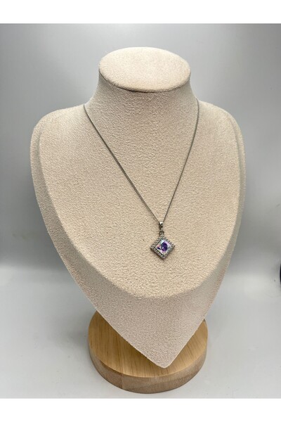 MyladyAccessoriess قلادة من الفولاذ بتفاصيل حجرية ثلاثية الأبعاد