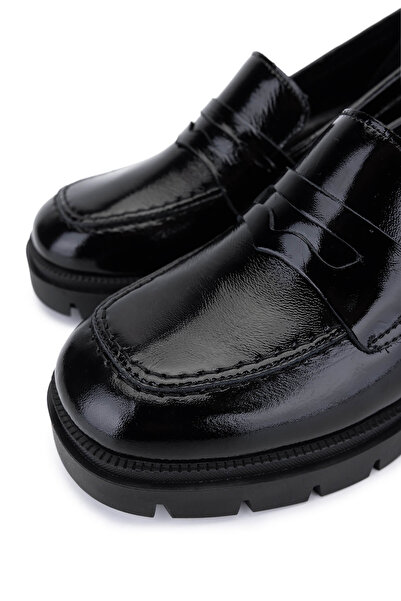 Tamer Tanca Kadın Hakiki Deri Siyah Rugan Topuklu Ayakkabı