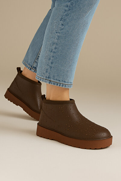 Beyond Women's Dark Bitter Brown Fur-Lined Waterproof Faylon Rain Boots Byndumfay02