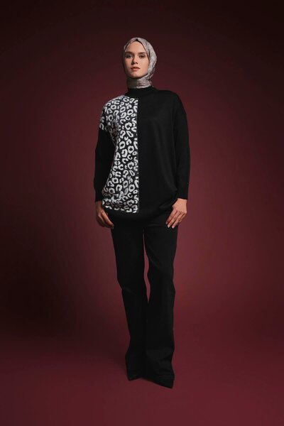Armine TREND Leopard Printed Turtleneck Knit Tunic Black 25Ytd4110