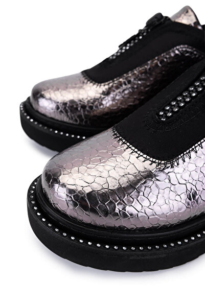 Tamer Tanca Women's Faux Leather/Textile Metallic Casual Shoes