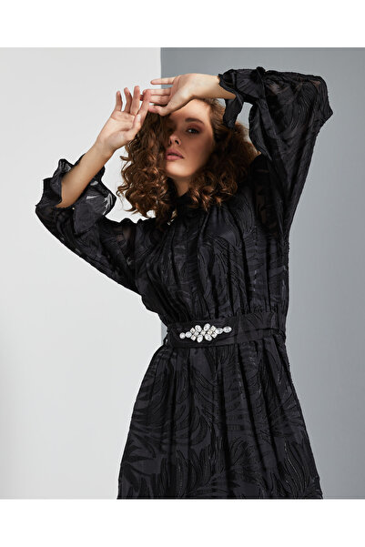 SERPİL Kadın Uzun Elbise - Katlı Etek Tasarımlı ve İşlemeli Kemer Detaylı