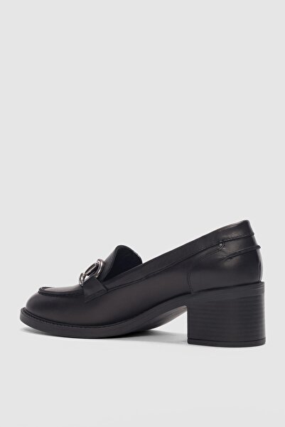 selin shoes Elarisse Дамски мокасини от естествена кожа със сребърни аксесоари - ЧЕРЕН