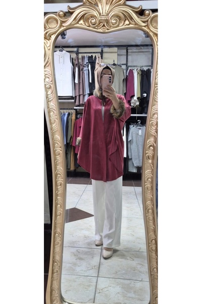 Mintaş Yaka kürklü kadife panço