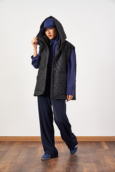 Mevra Wide Fit Quilted Puffer Women's Vest Black