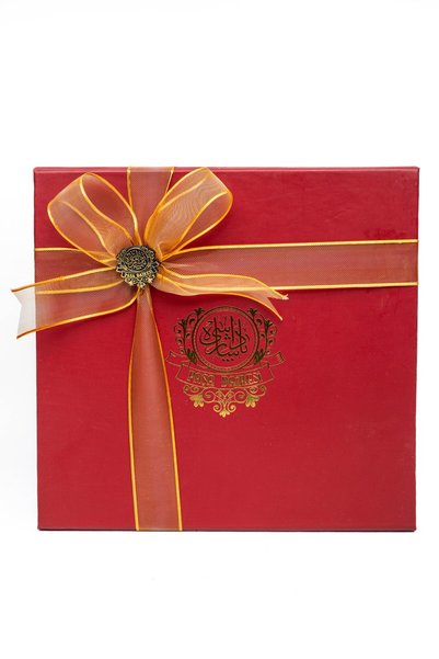 Paşa Dairesi Special Chocolate, Pistachio, Rose, Saffron Coated, Hazelnut Turkish Delight Set Special Offer