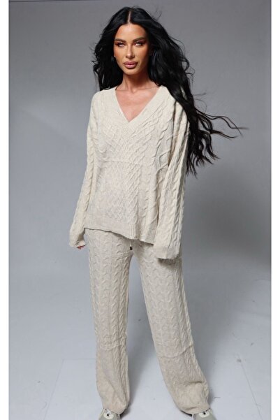 Pretty Women's knitted tracksuit