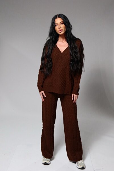 Pretty Women's knitted tracksuit