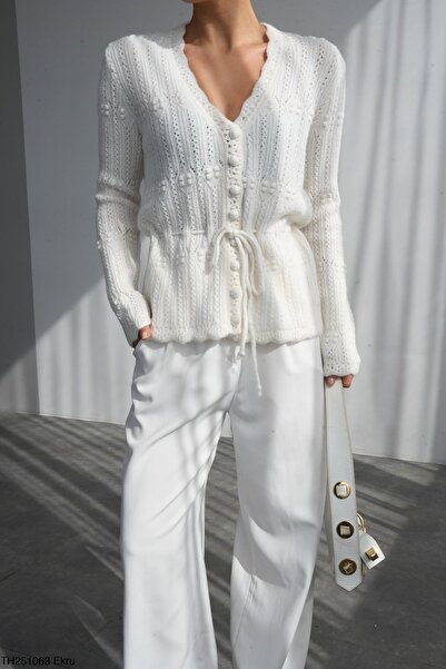 BZ BUTİK Vintage Cardigan with V-Neck Tie-Up Detail and Button Closure