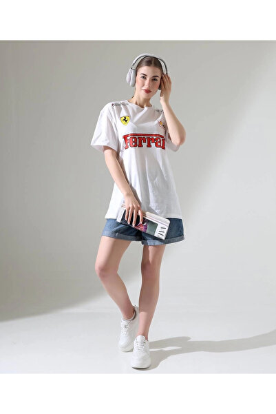 Queene Dreams T Shirt with Fer Print