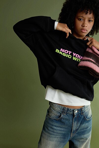 Bershka Baskılı Wicked kapüşonlu sweatshirt