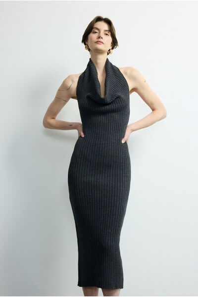 Love My Body Moda Tutkusu Balıkcı Yaka Sırtı Acık Triko Elbise