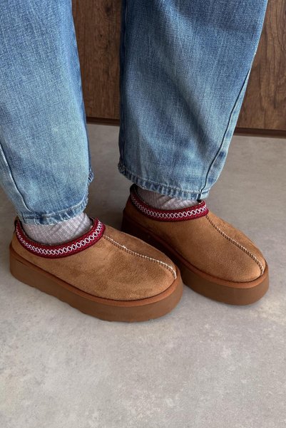 nope21shoess Fox Tan Fur Boots