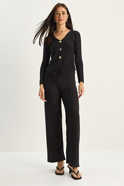 Bianco Lucci Women's V-Neck Button Accent Piece Thessaloniki Top and Bottom Set 4107 60283782