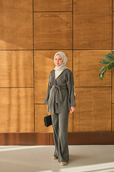 LOCCO Γυναικείο κοστούμι κιμονό με δέσιμο στη μέση σε γκρι χρώμα