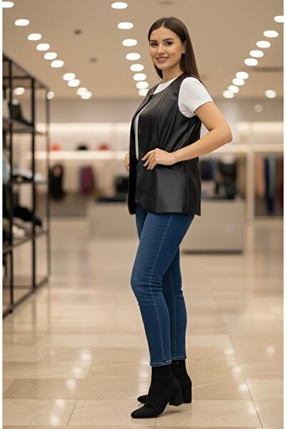 Opera İçi Astarlı Önü Düğmeli Deri Yelek