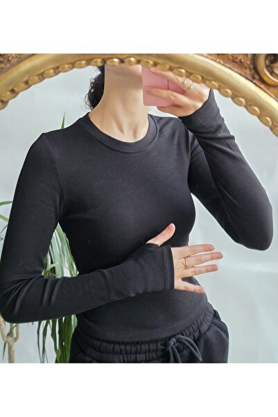 Kadın Siyah Parmak Geçmeli Body Tişört – Bisiklet Yaka