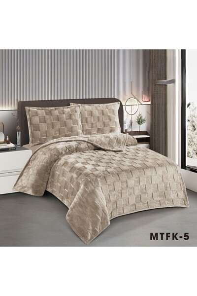 SNOOZYL Super soft faux fur blanket