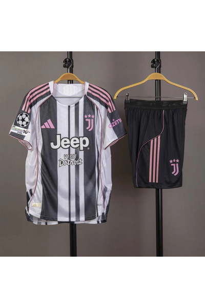 Unspecified طقم مكون من قطعتين لفريق يوفنتوس-الأساسي لموسم (2026)