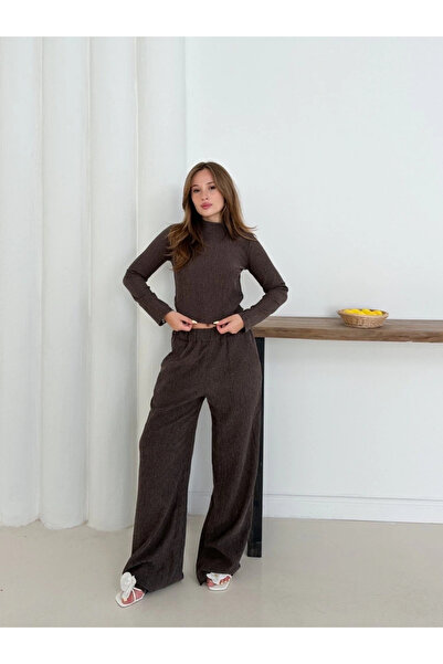 Butik Women's High-Neck Knitted Top and Bottom Set