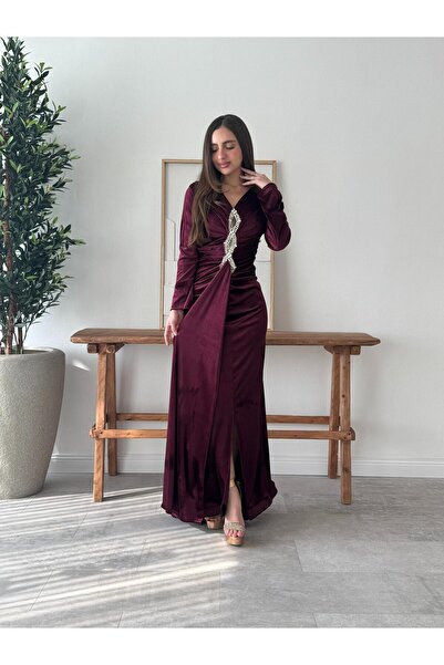 Generic Burgundy evening dress
