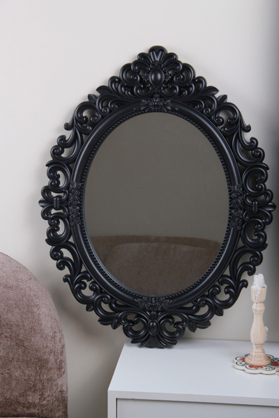 Generic Elegant mirror with a luxurious frame that adds a touch of elegance to the place 72 x 57 cm