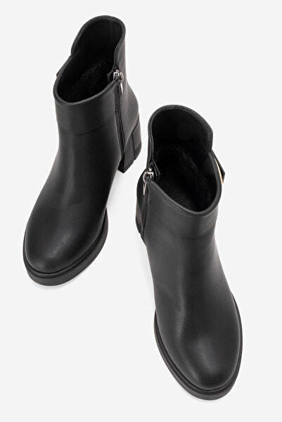 Nuvve Grace Altın Tokalı Sade Topuklu Kadın Bot