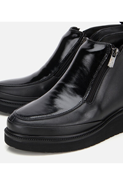 Hotiç Kadın Deri Siyah Fermuar Detaylı Dolgu Topuklu Bot