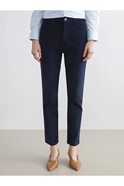 LC Waikiki Narrow Fit Velvet Women's Trousers