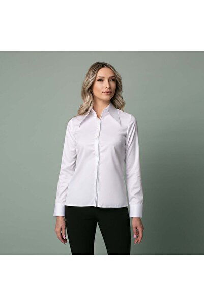 Minimalis Women's elegant white shirt with oversized collar and heart-shaped buttons