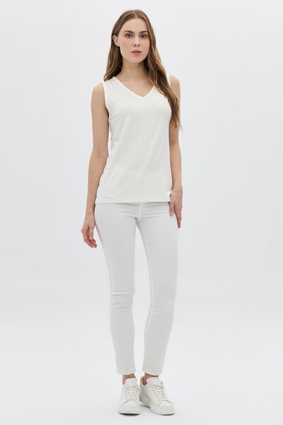 DAIDO Βασικό εσώρουχο με λεπτομέρεια γιακά