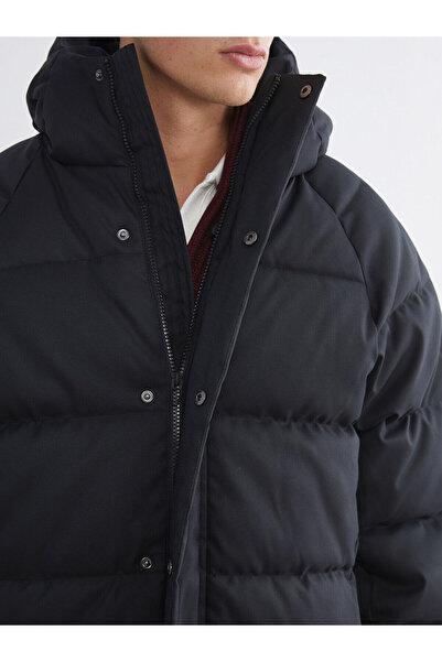 LC Waikiki Comfortable Fit Hooded Men's Puffer Jacket