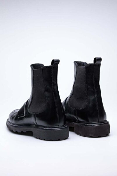 FARUK SAĞIN Black Ember