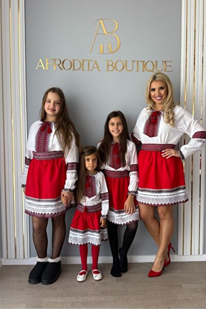 Afrodita Boutique Girls' folk costume Diana