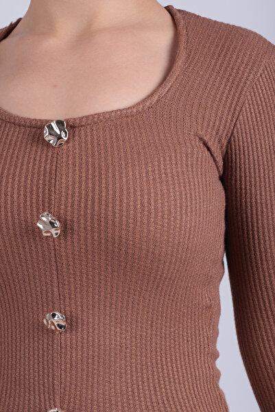 armonika Γυναικεία ανοιχτό καφέ μπλούζα με λαιμόκοψη σε σχήμα U με λεπτομέρεια με κουμπιά μπροστά άνοιγμα Μπλούζα με απαλή υφή ARM-26K001038