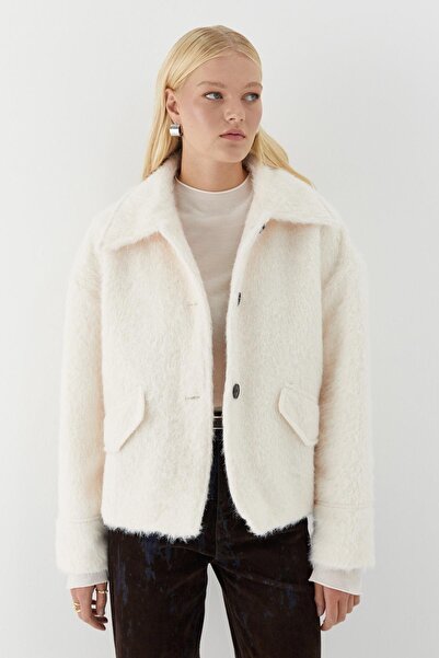 MARKALİSTE Buttoned Plush Coat Cream