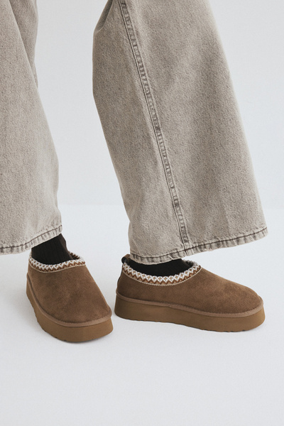 LUTVELIZADE Bot 2525 - İçi Kürklü İşleme Detaylı Vizon Süet Kadın Bot