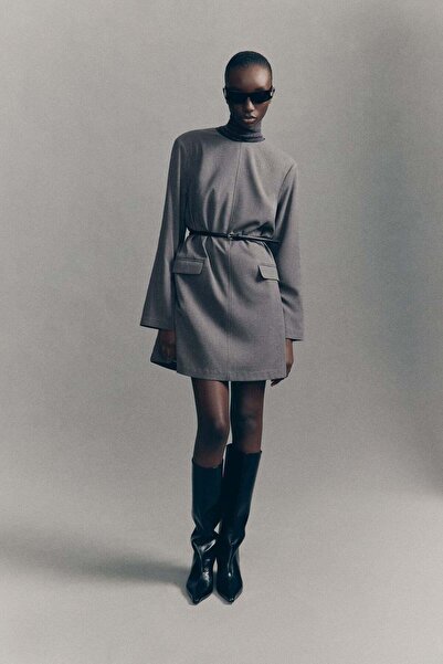 H&M Shoulder-pad dress