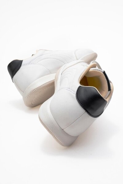 Zerenyus Virto Premium White Lace-Up Women's Sports Shoes