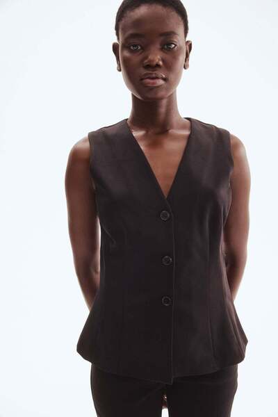 H&M صدرية بيبلوم