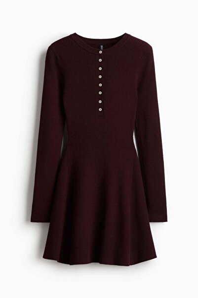 H&M Rib-knit flared-skirt dress