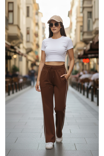 chiara grazia ΦΟΡΜΑ ΜΟΝΤΕΛΟΥ ΜΕ ΣΤΡΑΓΓΙΑ ΠΟΔΙΑ