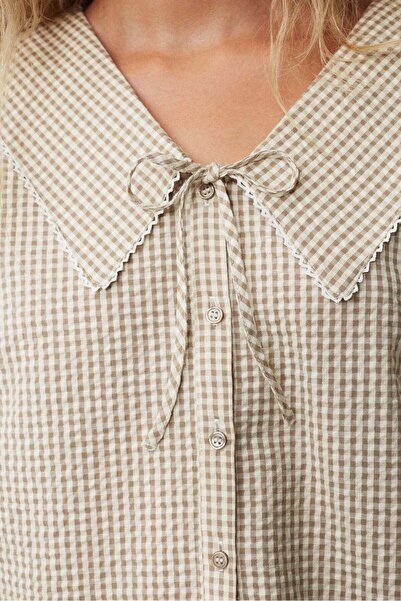 H&M Peter Pan-collared blouse