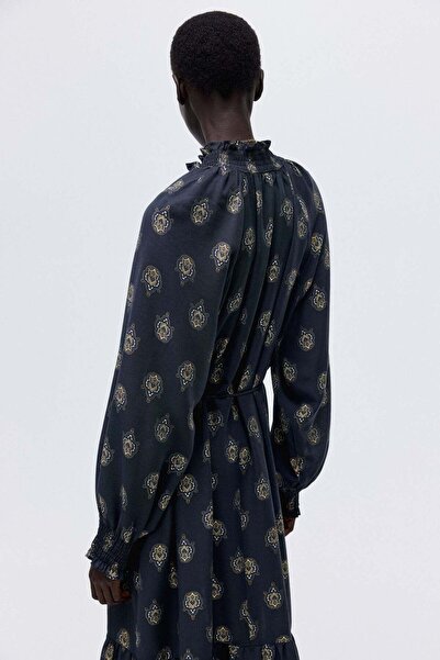 H&M Smocked-detail dress