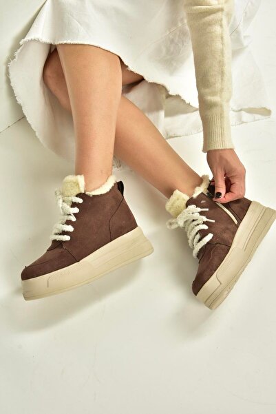 Fox Shoes V367343402 Brown Suede Thick Soled Women's Boots with Fur Inside
