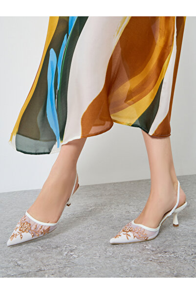 Styli White Embroidered Pointed Toe Mules