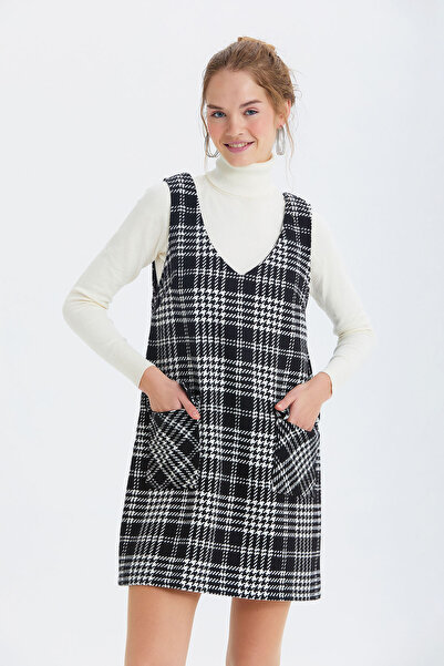 Clandestino V-Neck Plaid Mini Dress Black - White