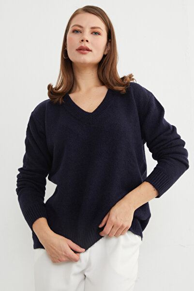 Fulla Moda Basic V-Neck Casual Sweater