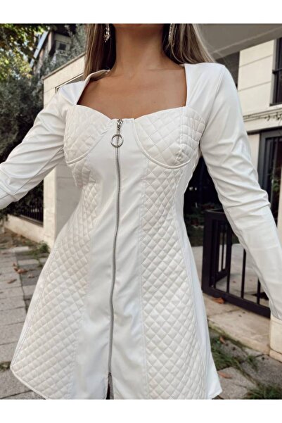 Siseniorita Corset Mini Dress With Sweetheart Neckline and Quilted Details - Front Zipper Closure