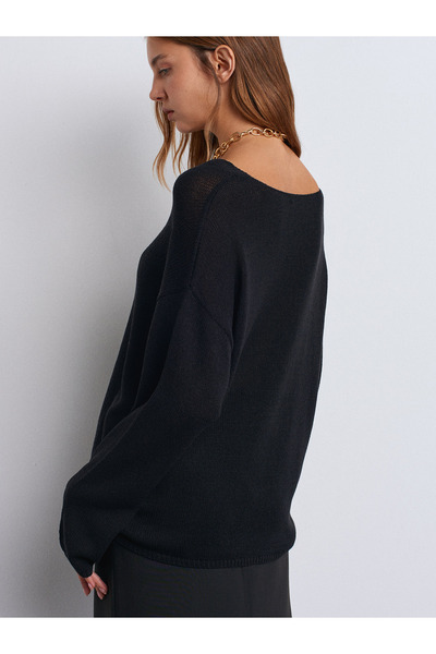 Dilvin 10706 Oval Neck Draped Sweater-Black